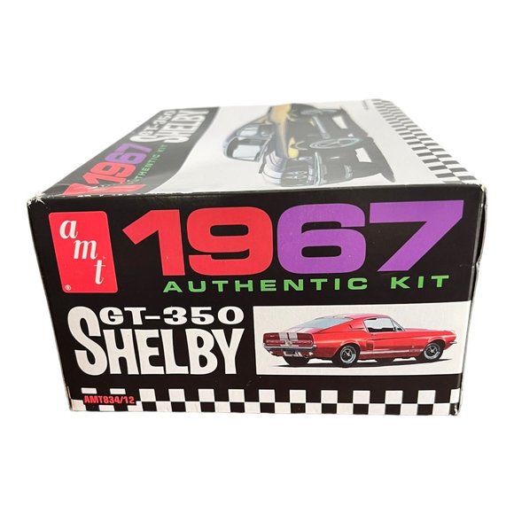 Round 2 LLC 1/25 '67 Shelby GT350  AMT834/12 Plastics Car/Truck Model NEW - Picture 8 of 14